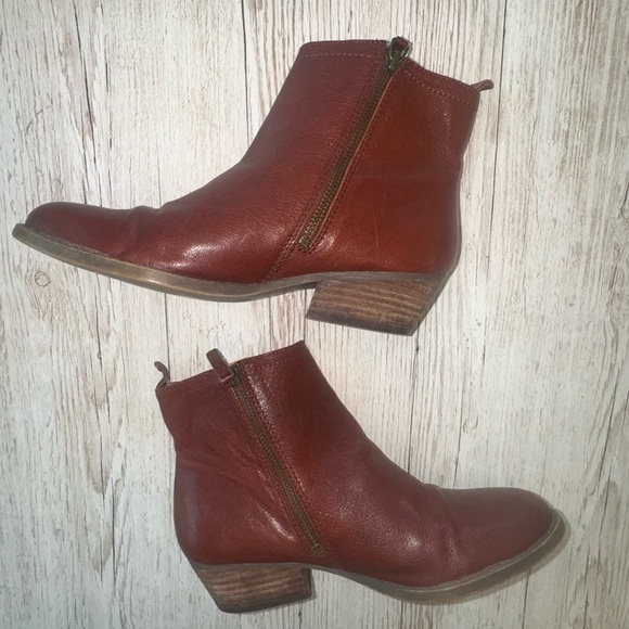 Nine West Vintage American Collection Chelsea Ankle Western Cowboy Booties 7 - Picture 2 of 10